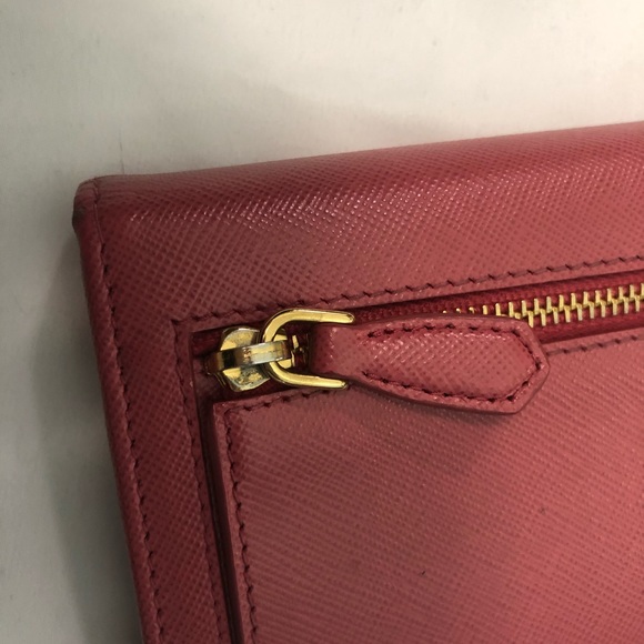 Prada leather wallet - Picture 8 of 8